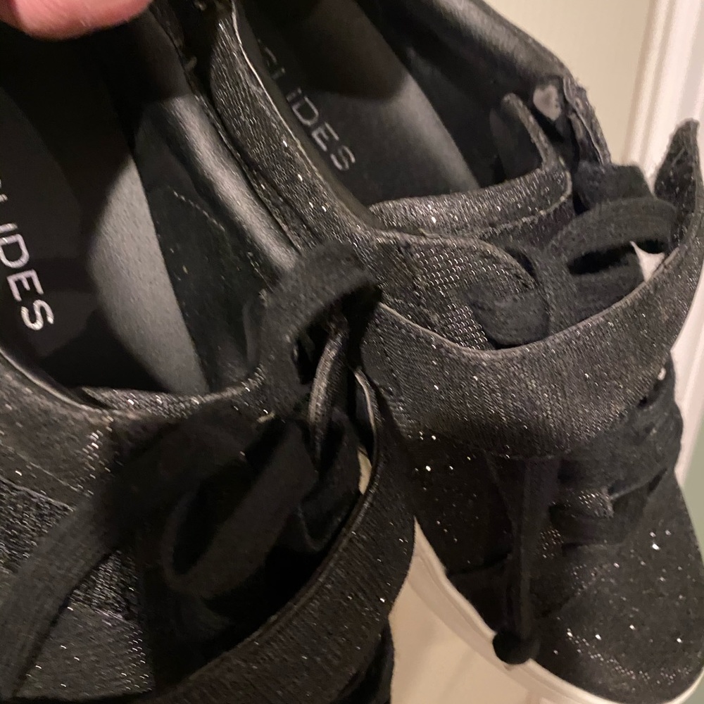 J-Slides Size 10. Sparkly Platform Euc Black/White - image 8